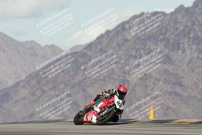 media/Nov-16-2025-Race Pace (Sun) [[8c5fa54630]]/Verified Riders/5-Turn 9 (1135am)/